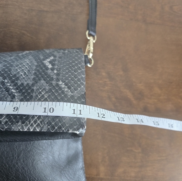 Jen & Co Womens Bag Snake Embossed Clutch Purse Shoulder Removable Straps - Picture 8 of 16